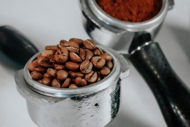 Meilleures machines à café grain 2026 : comparatif qualité prix